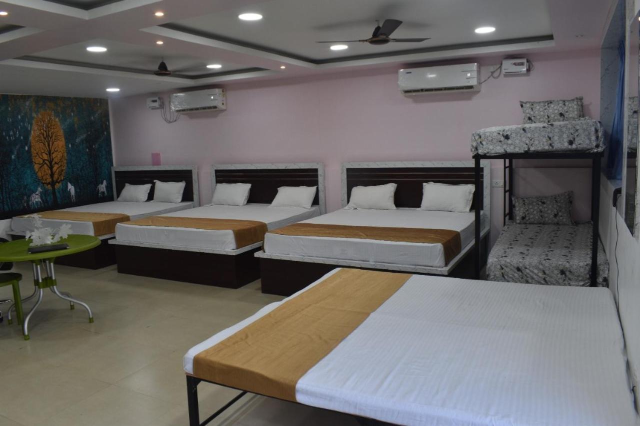 Midwaay Resort Patratu Εξωτερικό φωτογραφία